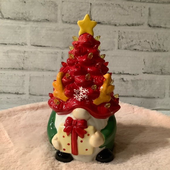 Pinata Ceramic Reindeer Gnome LED Light Up Tree - Picture 2 of 8